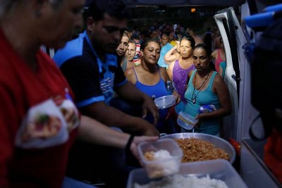 The evacuation of Cuban migrants