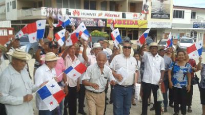 Jubilados seek payment for 45 year old debt