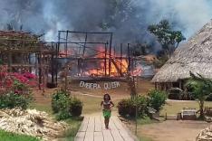 Fire destroys five homes in Emberá Querá community