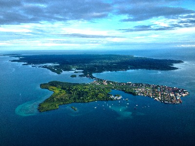 Cruise ship arrives in Bocas del Toro