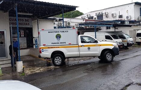 Father drowns after saving his two children on Panama beach