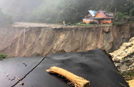 Road Between Chiriquí and Bocas del Toro Collapses