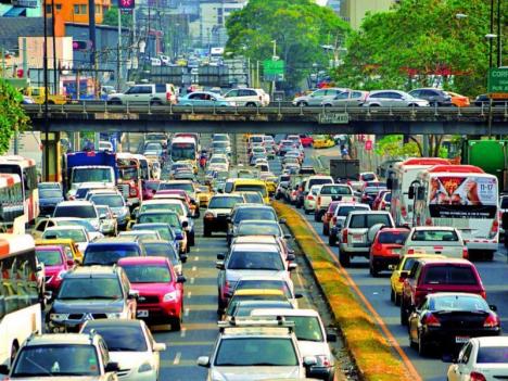 Panamanians make longest commute in Latin America