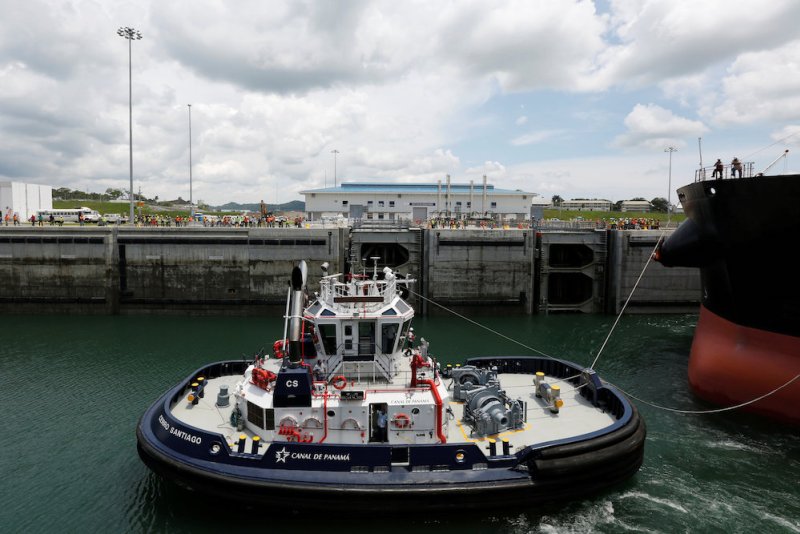 Tugboat captains stike on Panama Canal 